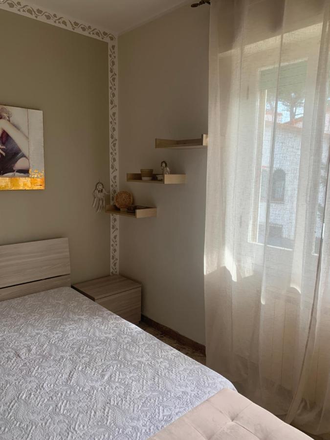 La Casa Di Vale Apartment Marina di Massa Bagian luar foto