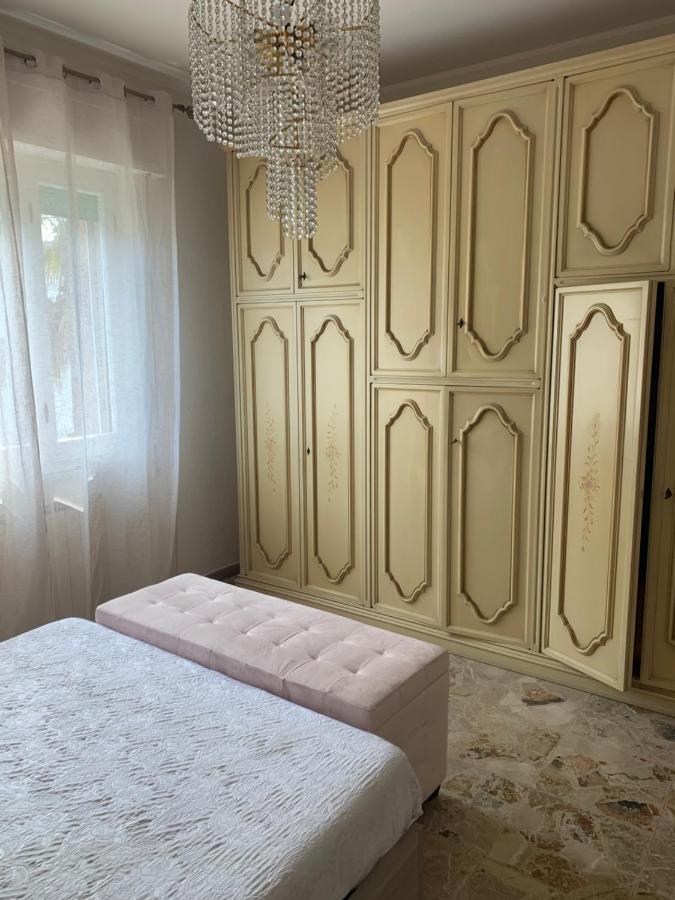 La Casa Di Vale Apartment Marina di Massa Bagian luar foto